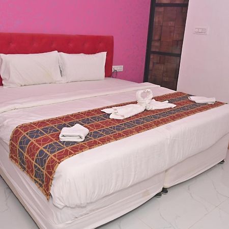 Hotel Apni Haveli Удайпур Экстерьер фото
